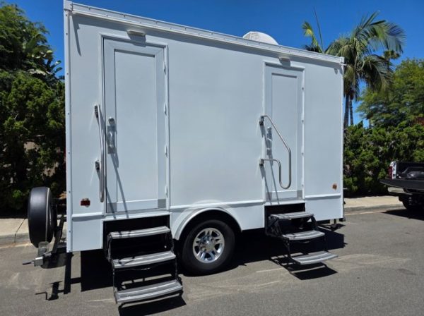 Pristine High End Event 2019 14' 4 Station Restroom Trailer