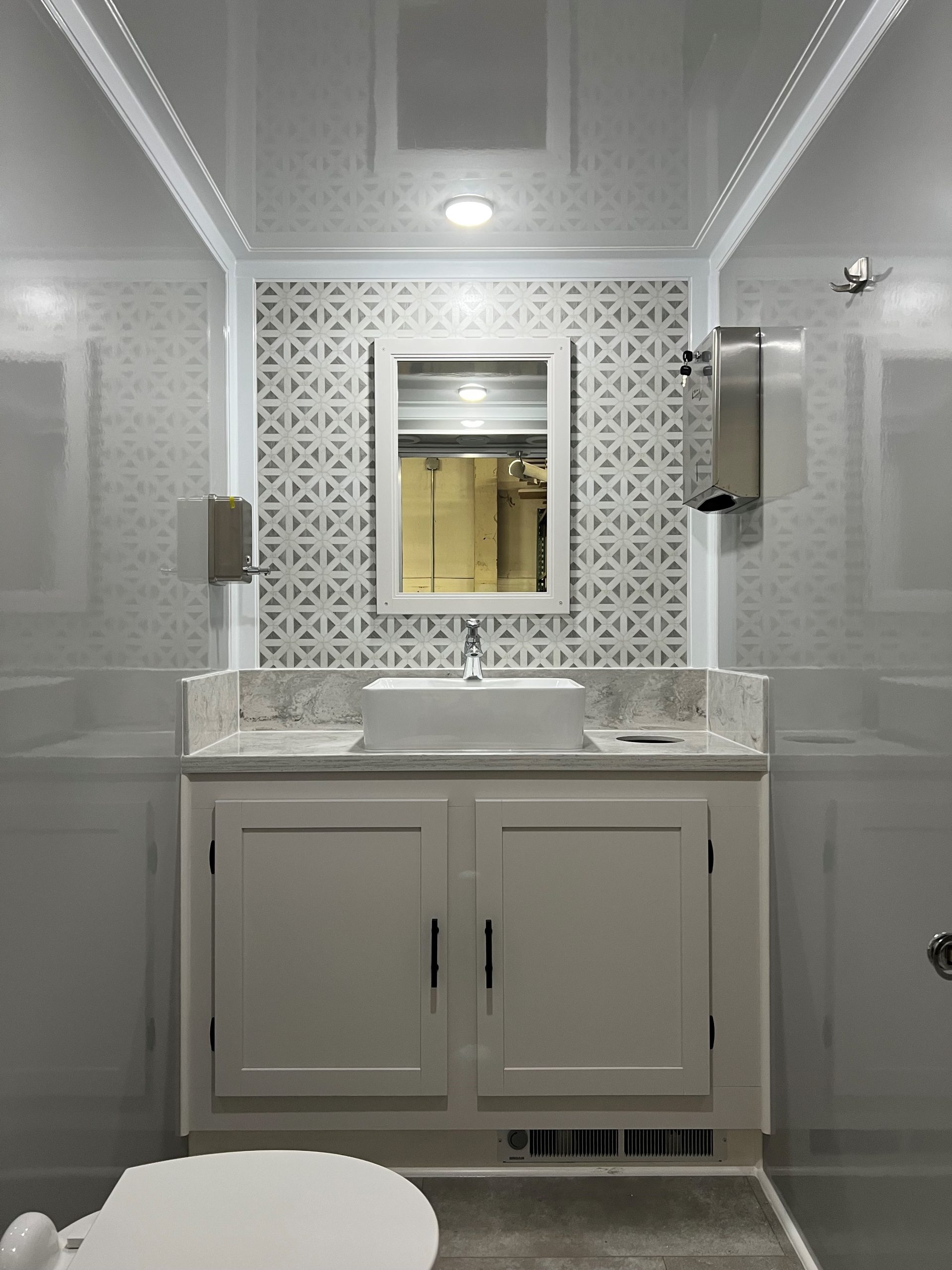 2 Station Luxury Restroom Trailer