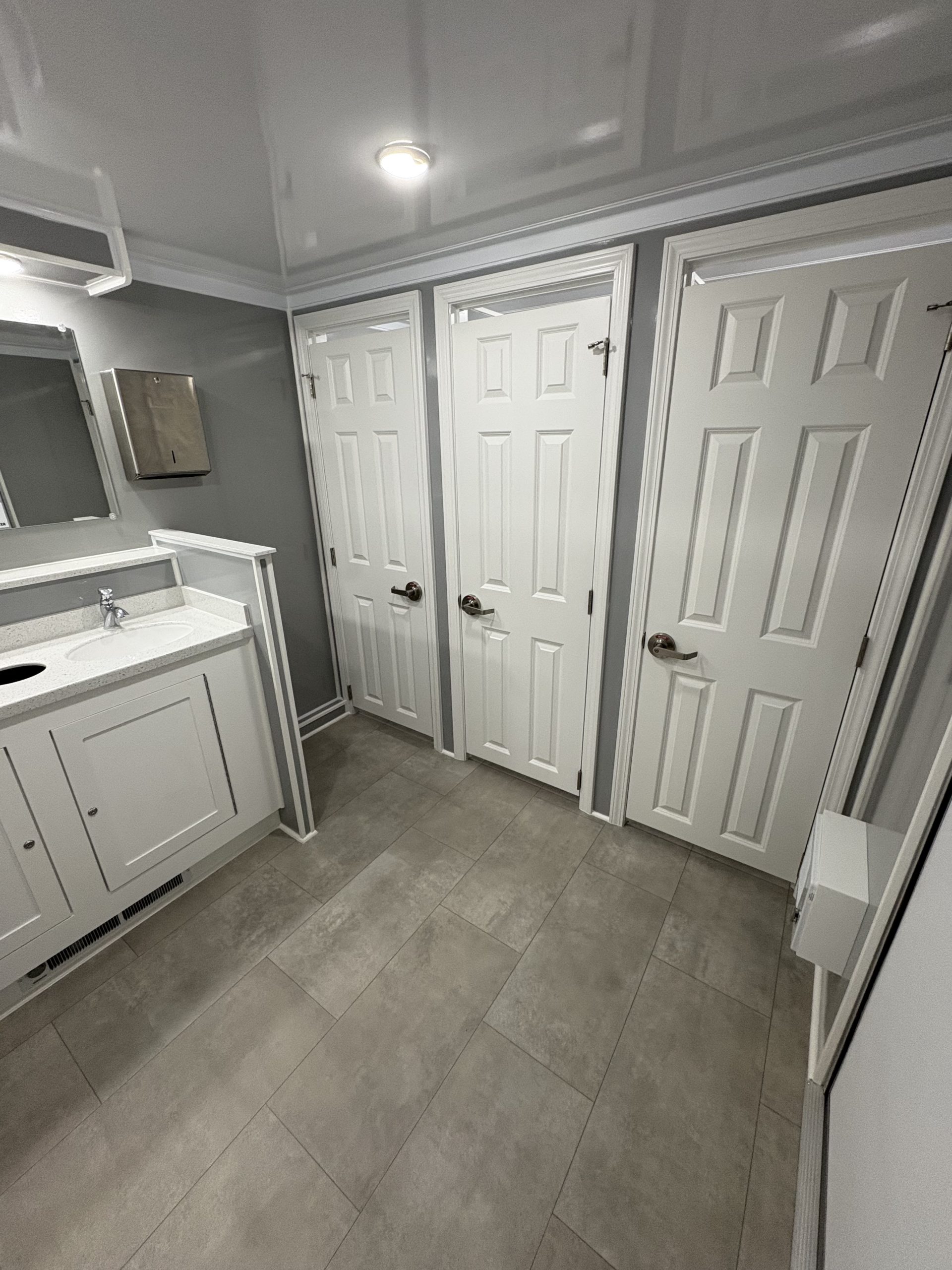 10 Station Restroom Trailer